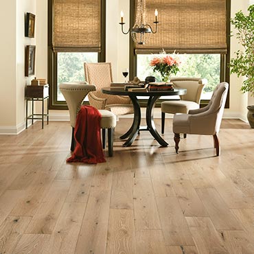 EAKTB75L402 - White Oak - Limed Dove Tint for the Dining Areas