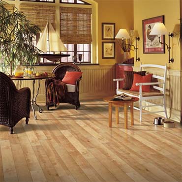 Family Room/Dens | Armstrong Laminate Flooring