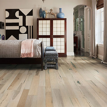 Bella Cera Hardwood Floors | Bedrooms - 6399