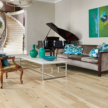 Bella Cera Hardwood Floors | Living Rooms - 6417