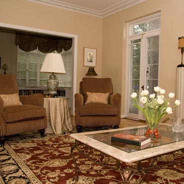 828 Rugs